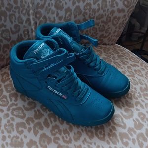 WOMENS REEBOK SNEAKERS
